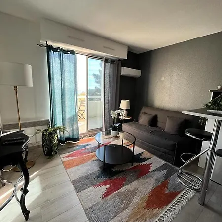 Studio La Baie Des Anges Apartment *